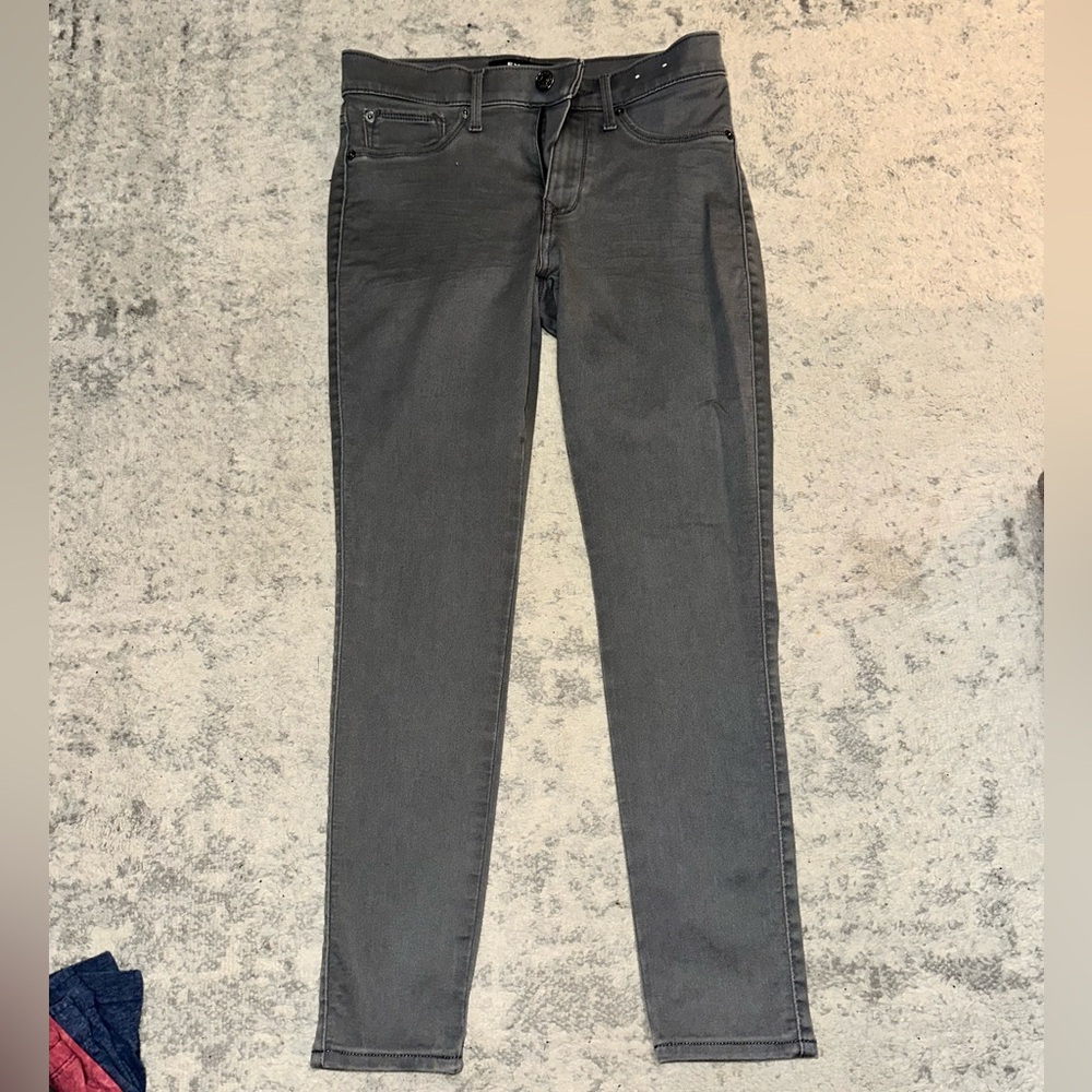 Express Jean legging. Size 4 short